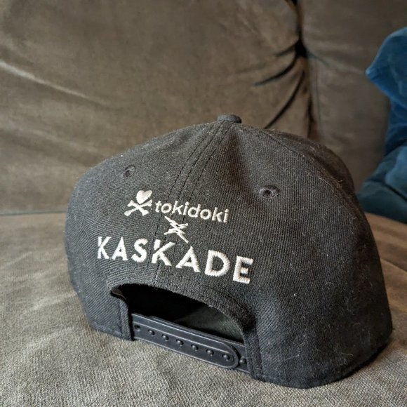 RARE Kascade Tokidoki New Era Snapback Hat - Picture 3 of 3